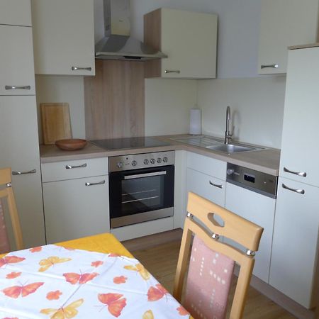 Ferienwohnung Kusternik Velden am Worthersee Bagian luar foto