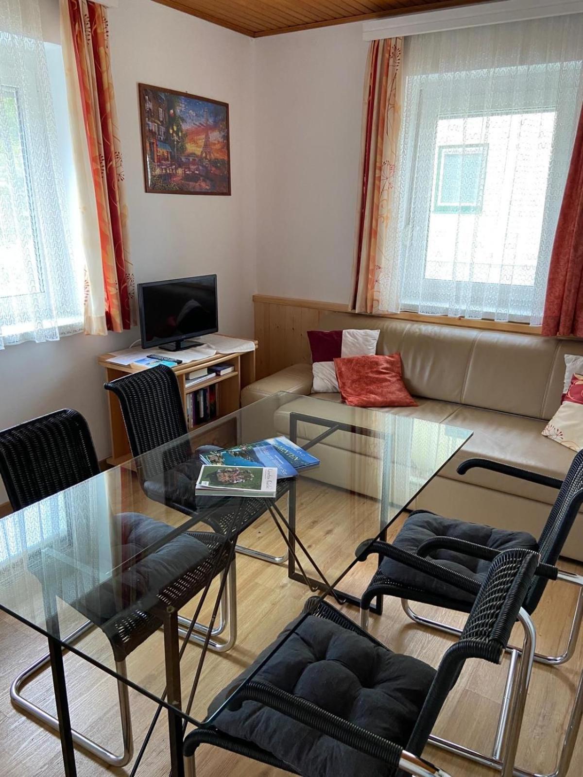 Ferienwohnung Kusternik Velden am Worthersee Bagian luar foto