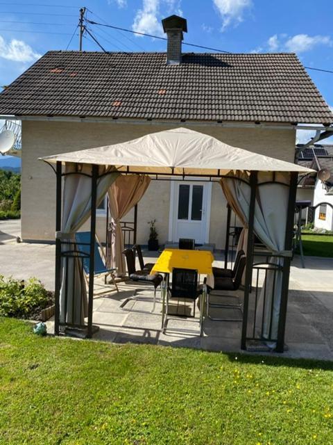 Ferienwohnung Kusternik Velden am Worthersee Bagian luar foto
